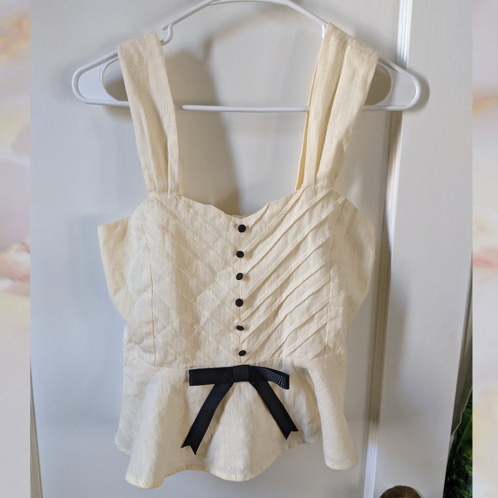 F i.n.t. Peplum top